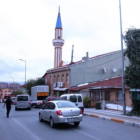 Rengarenk & Hostel Istanbulská provincie